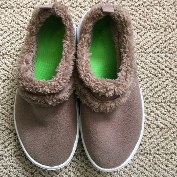 Oofos Women's OOcoozie Low Shoe - 8.5 - Picture 9 of 9